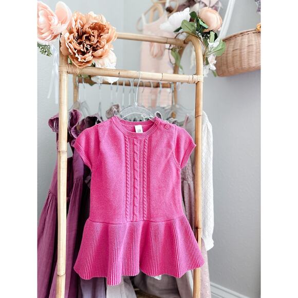 New Baby Gap Pink Peplum Sweater Dress Valentine’s Day - Picture 3 of 3
